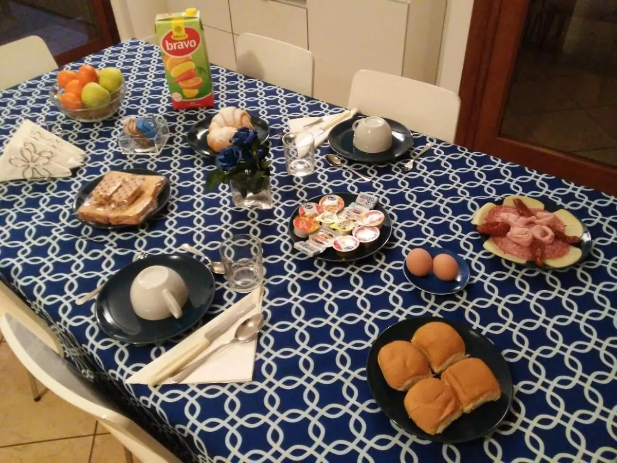B&B accogliente a due passi dal metrò di Milano - Casa Adriana Cologno Monzese